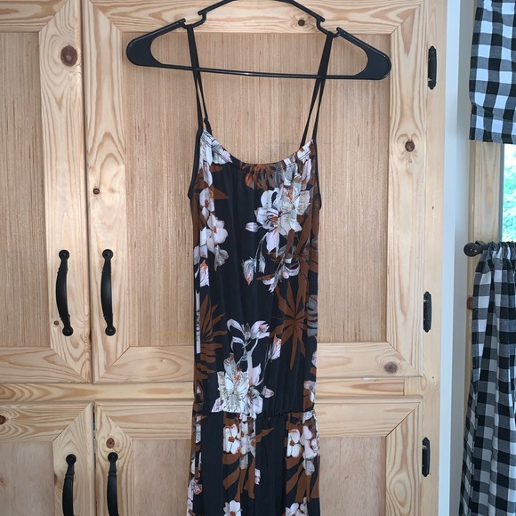 Kimberly C floral printed jumpsuit romper size S - Picture 2 of 4